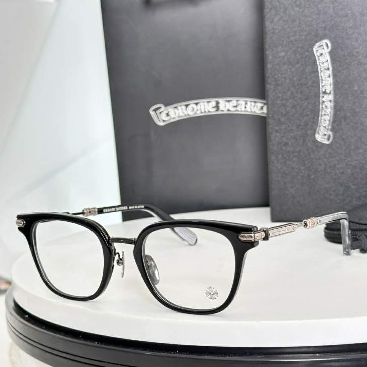 Picture of Chrome Hearts Sunglasses _SKUfw72188547fw